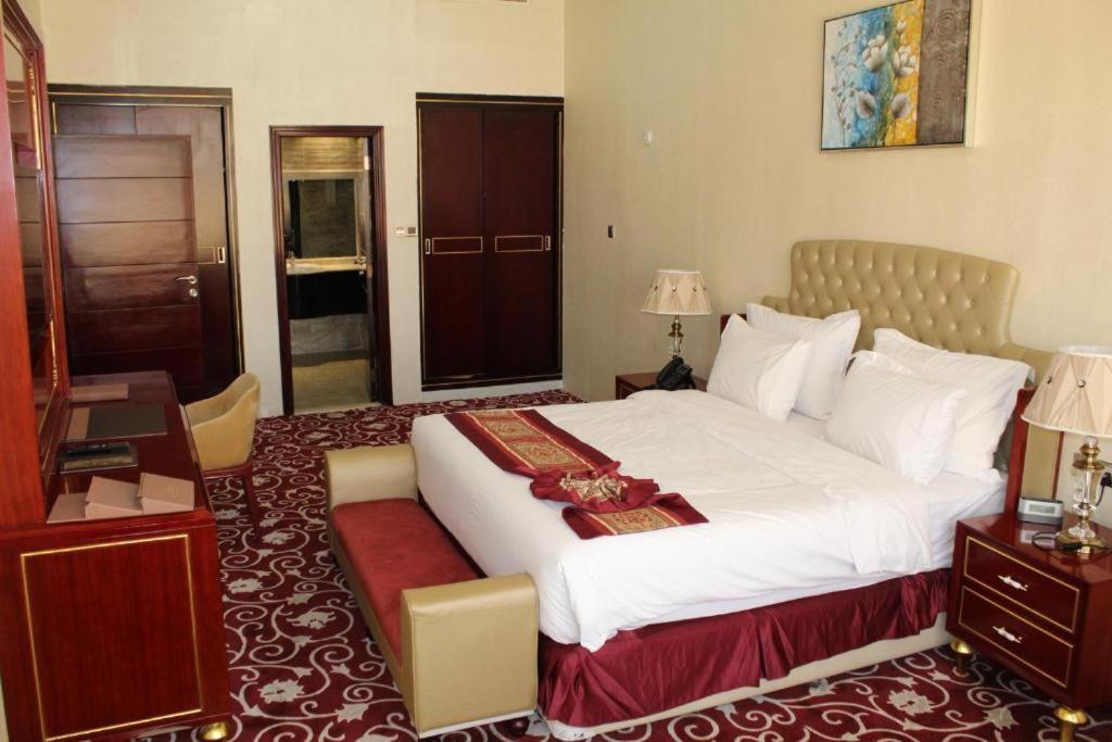 Al Salam Grand Hotel Al Buraimi Exterior photo