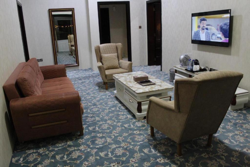 Al Salam Grand Hotel Al Buraimi Exterior photo