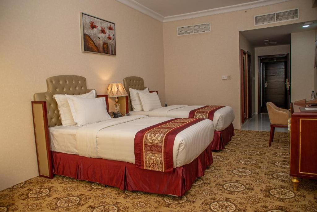 Al Salam Grand Hotel Al Buraimi Exterior photo